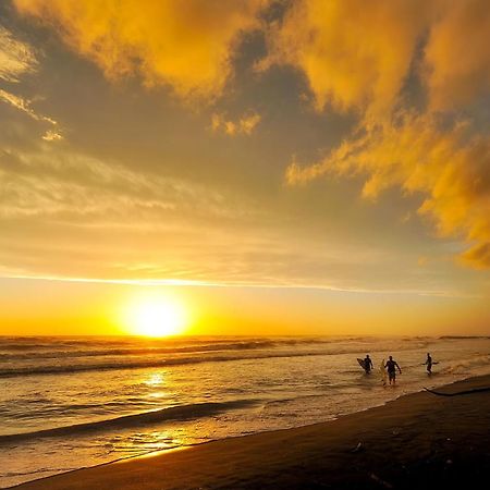 Central Atlantic Beach Guesthouse Costa de Caparica Zewnętrze zdjęcie