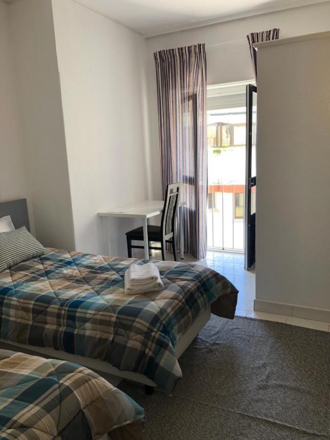 Central Atlantic Beach Guesthouse Costa de Caparica Zewnętrze zdjęcie