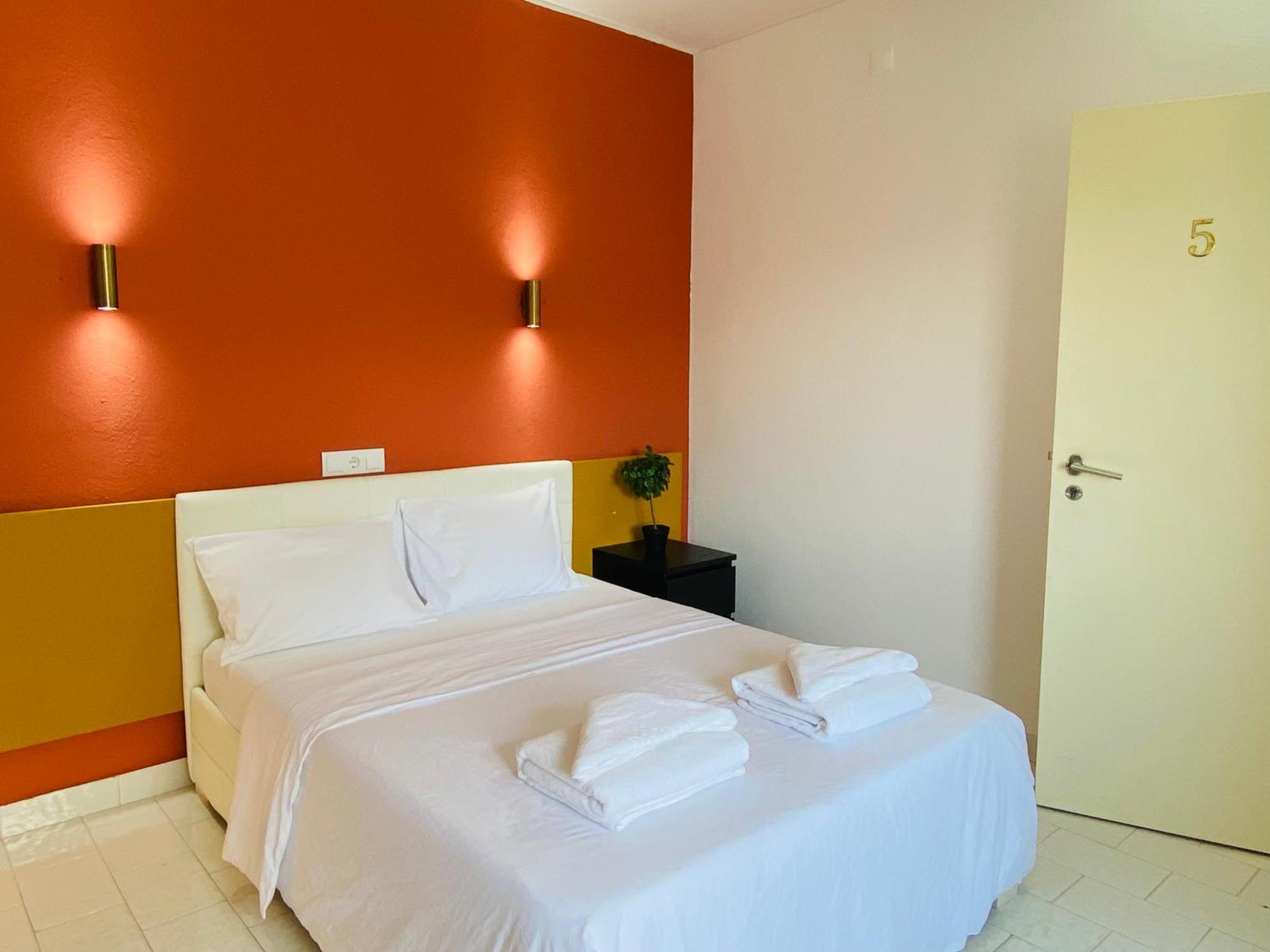 Central Atlantic Beach Guesthouse Costa de Caparica Zewnętrze zdjęcie